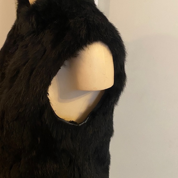 Jacqueline Riu Rabbit fur vest size L - Picture 10 of 15